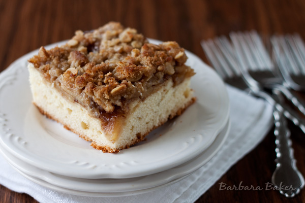 Read more about the article Holiday Apple Kuchen