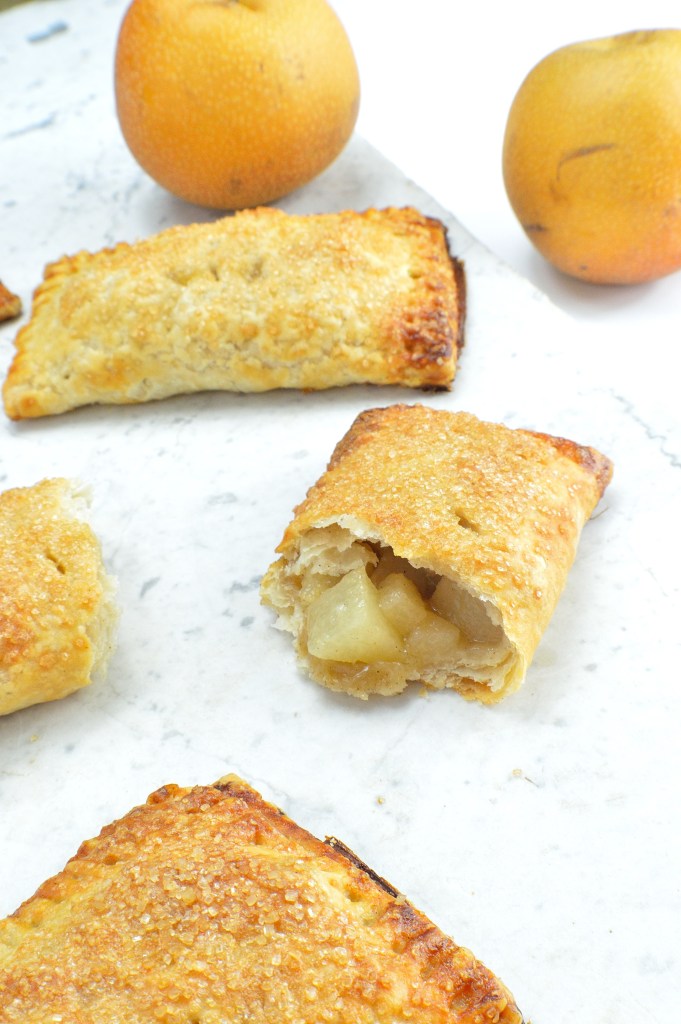 Read more about the article GINGER-CARDAMOM ASIAN PEAR HAND PIES