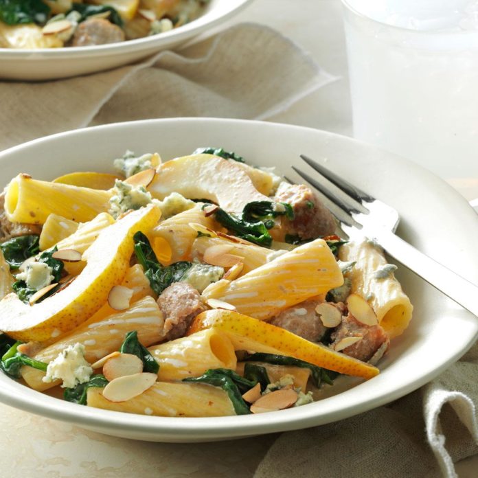 Read more about the article Pear & Turkey Sausage Rigatoni
