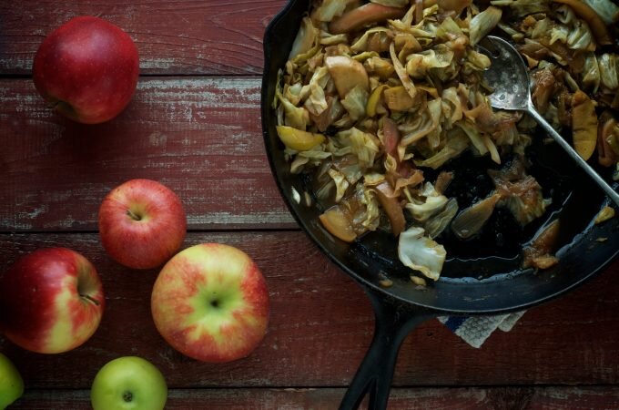 Read more about the article Cider-Braised Cabbage and Apples