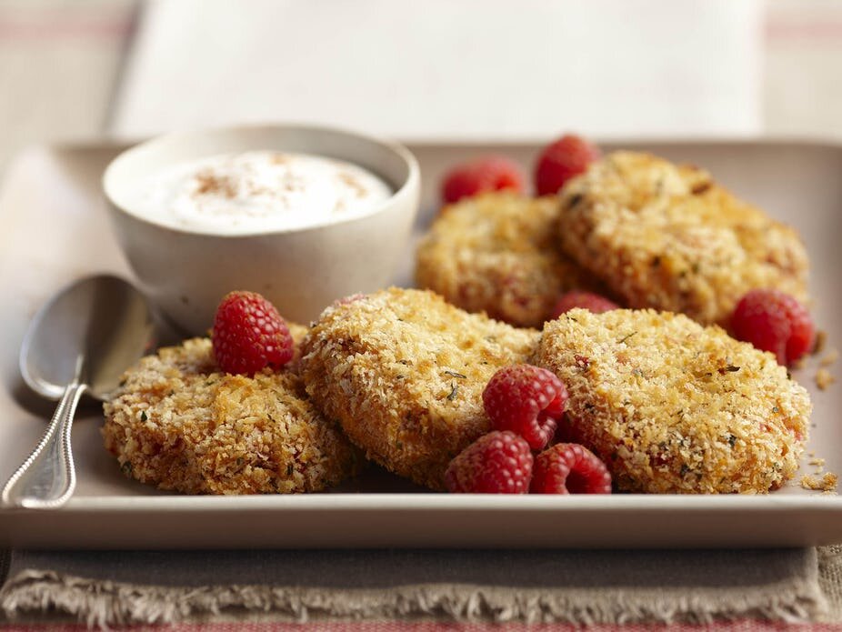 Read more about the article Raspberry Sweet Potato Cakes with Honey Sour Cream